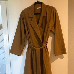 Jesse Kamm Trench - Mostaza